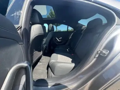 Photo 33 Mercedes CLA 180 Progressive Line Advanced 