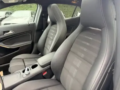 Photo 17 Mercedes GLA Gén. I (X156) Ph2 Sensation 5