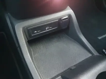 Photo 37 Mercedes CLA Gén. I Ph1 Style 5