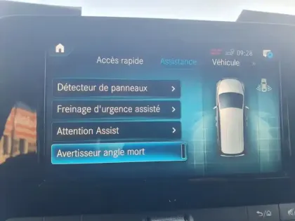 Photo 16 Mercedes CLA sse T 180 d Style 7G-DCT