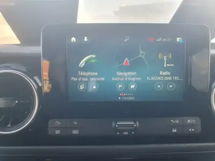 Photo 21 Mercedes CLA sse T 180 d Style 7G-DCT