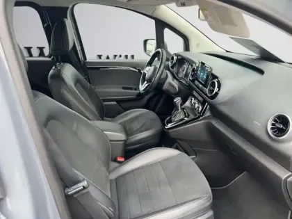 Photo 29 Mercedes CLA Gén. I Ph1 Style 5