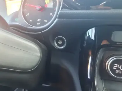 Photo 23 Mercedes CLA Gén. I Ph1 Style 5