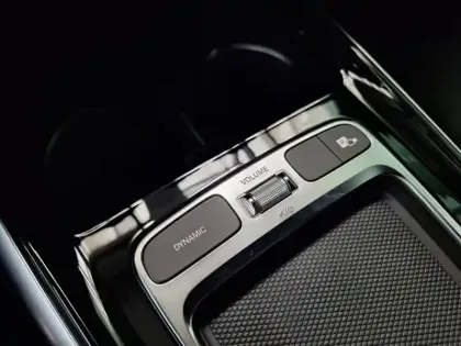 Photo Mercedes Gla 250 E Hybrid Eq Business Line