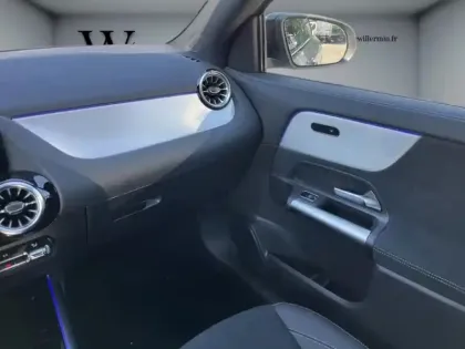 Photo 13 Mercedes GLA 180 d AMG Exclusive Design