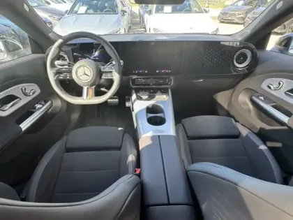 Photo 11 Mercedes CLA  250+ avec technologie EQ L