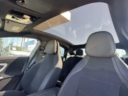 Photo 17 Mercedes CLA  250+ avec technologie EQ L