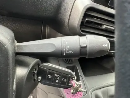 Photo 16 Peugeot Partner Gén. III Ph1 Asphalt 3