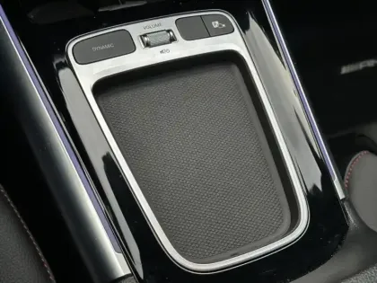 Photo 13 Mercedes GLA 200 d AMG Line