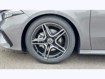 Photo 8 Mercedes Classe A 180