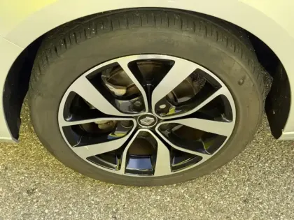 Photo 8 Renault Megane 1.3 TCe 115 Limited