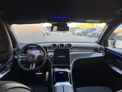 Photo 13 Mercedes Classe GLC GLC 220 d 4MATIC AMG Line