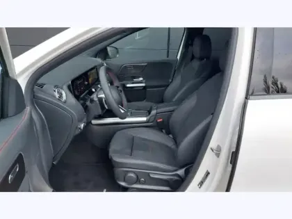 Photo 15 Mercedes GLA Gén. II (H247) Ph2 AMG Line 5