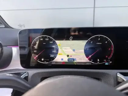 Photo 19 Mercedes Classe A 200 d AMG Line