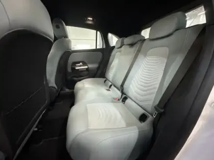 Photo 20 Mercedes GLA 250 e Progressive Line