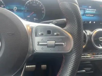 Photo 7 Mercedes Classe B 250 e AMG Line