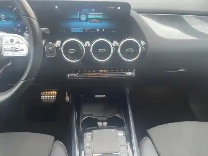 Photo 9 Mercedes Classe B 250 e AMG Line