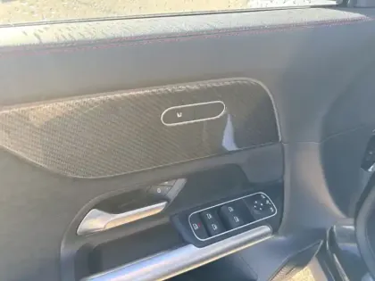 Photo 21 Mercedes GLA 250 e Hybrid EQ AMG Line