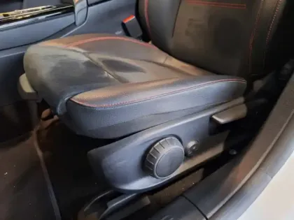 Photo 18 Mercedes Classe A 200 AMG Line