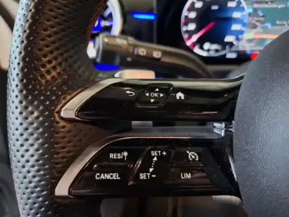 Photo 14 Mercedes Classe A 200 AMG Line