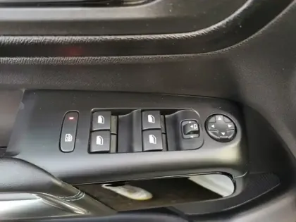 Photo 17 Citroën C5 aircross Shine Pack Hybride 1.6 225 ch 