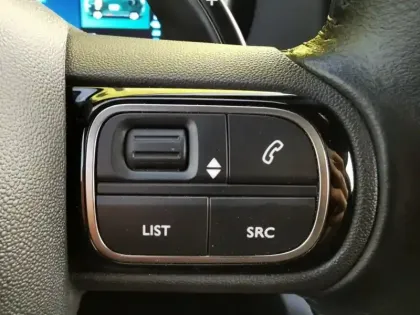 Photo 23 Citroën C5 aircross Shine Pack Hybride 1.6 225 ch 