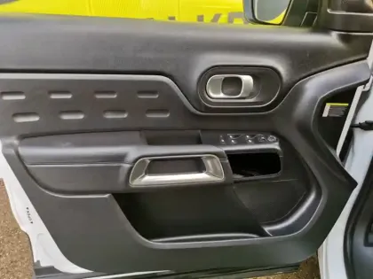 Photo 15 Citroën C5 aircross Shine Pack Hybride 1.6 225 ch 