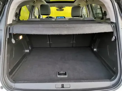 Photo 10 Citroën C5 aircross Shine Pack Hybride 1.6 225 ch 