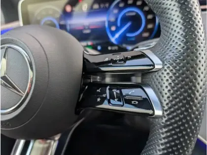 Photo 12 Mercedes Classe E Gén. I Ph1 AMG Line 5