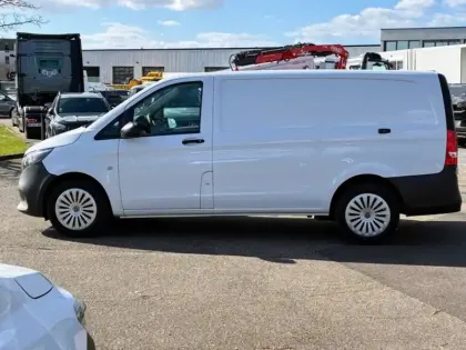 Photo 43 Mercedes Vito 116 CDI fourgon Long L2H1 163c