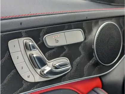 Photo 14 Mercedes Classe C Gén. IV (W205) Ph2 63 AMG 4