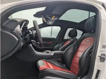 Photo 17 Mercedes Classe C Gén. IV (W205) Ph2 63 AMG 4