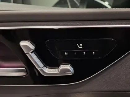 Photo 24 Mercedes Classe C  220 d Berline AMG Lin