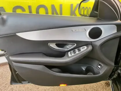 Photo 13 Mercedes Classe C 200 d Break Executive 136 ch B