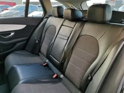 Photo 15 Mercedes Classe C 200 d Break Executive 136 ch B