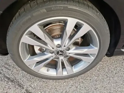 Photo 6 Mercedes Classe C 200 d Break Executive 136 ch B