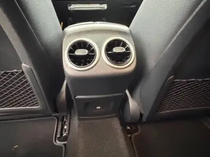 Photo 13 Mercedes CLA 200 d AMG Line