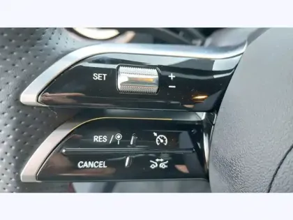 Photo 31 Mercedes CLA  200 