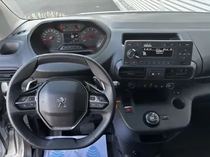 Photo 10 Peugeot Partner Gén. III Ph1 Premium 3