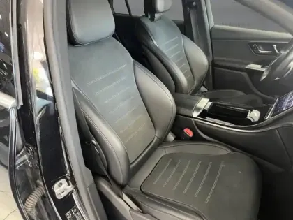 Photo 40 Mercedes GLC  300 e  Hybrid EQ 4MATIC AM