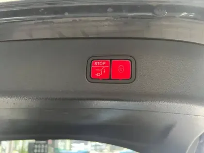 Photo 6 Mercedes Classe GLC GLC 300 e  Hybrid EQ 4MATIC AM