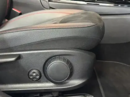 Photo 9 Mercedes CLA  250 e Hybrid EQ Coupé AMG 