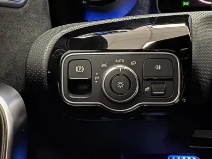 Photo 19 Mercedes CLA  250 e Hybrid EQ Coupé AMG 