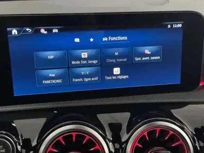 Photo 17 Mercedes CLA  250 e Hybrid EQ Coupé AMG 