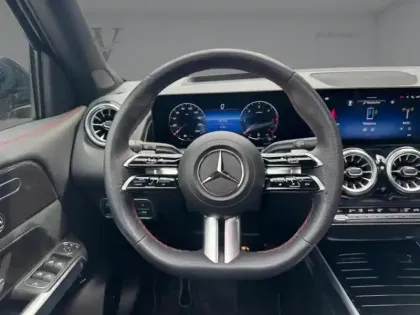 Photo 29 Mercedes GLB 200 d AMG Line
