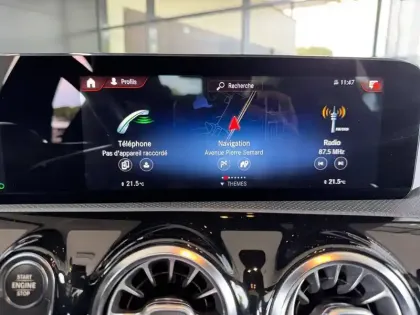 Photo 10 Mercedes CLA  250 e Coupé AMG Line