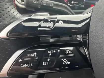 Photo 20 Mercedes Classe A 250 e Hybrid EQ AMG Line