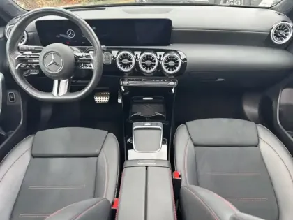 Photo 31 Mercedes Classe A 250 e Hybrid EQ AMG Line