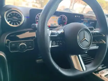 Photo 19 Mercedes Classe A 250 e AMG Line