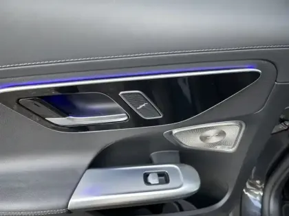 Photo 8 Mercedes Classe C  220 d Berline AMG Lin